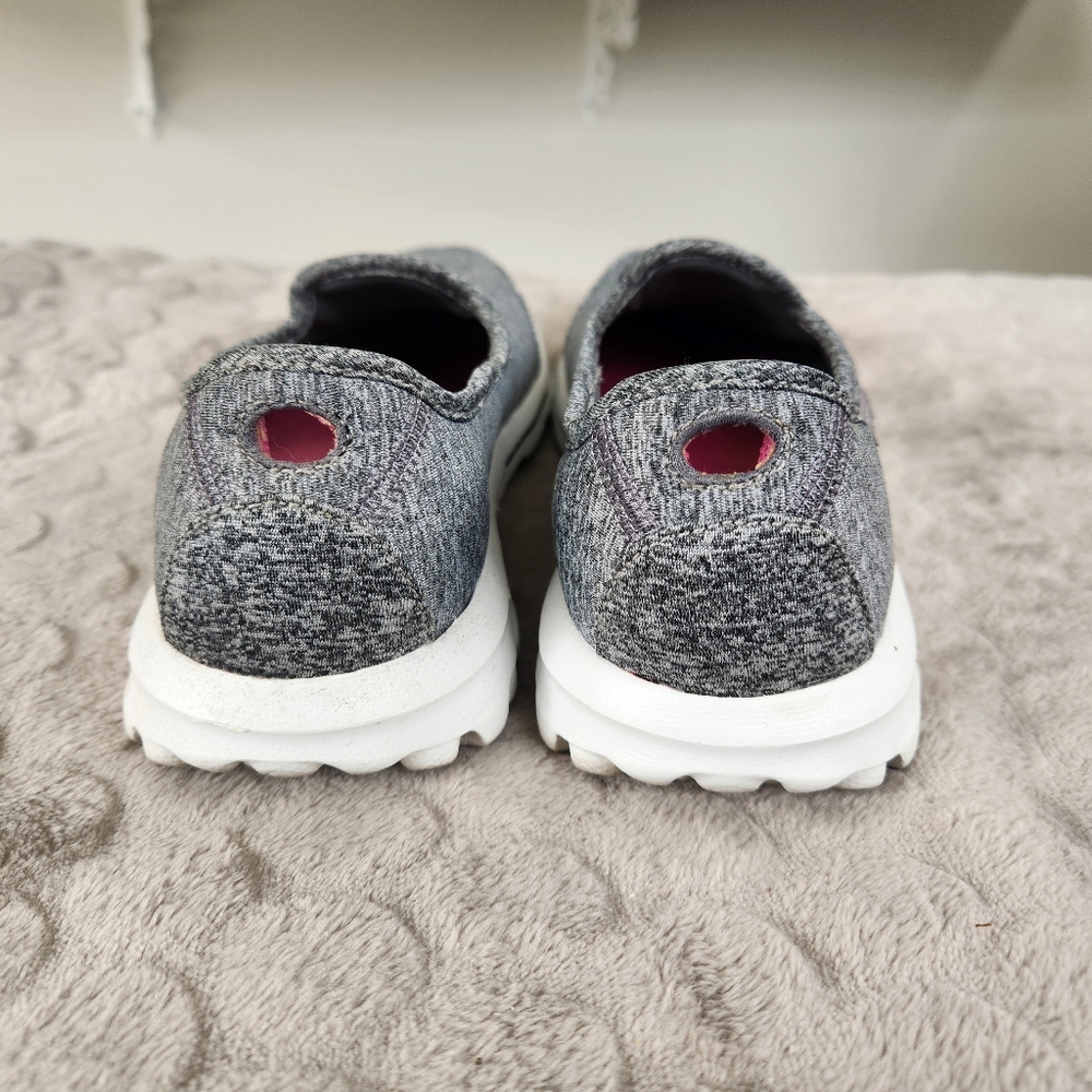 Skechers Memory Form Fit Slip on - Picture 5 of 8